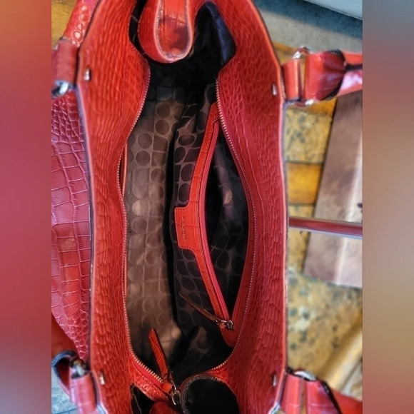 Kate Spade croc embossed leather bag - Picture 6 of 11